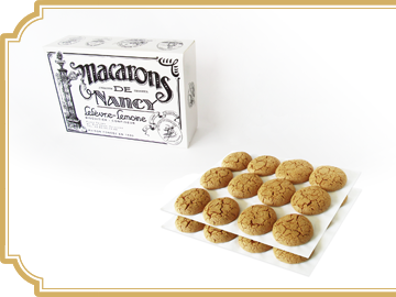 Nos boîtes de deux douzaines de Macarons de Nancy.